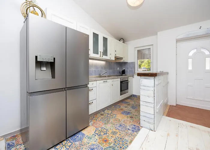 Stunning In * 트로기르